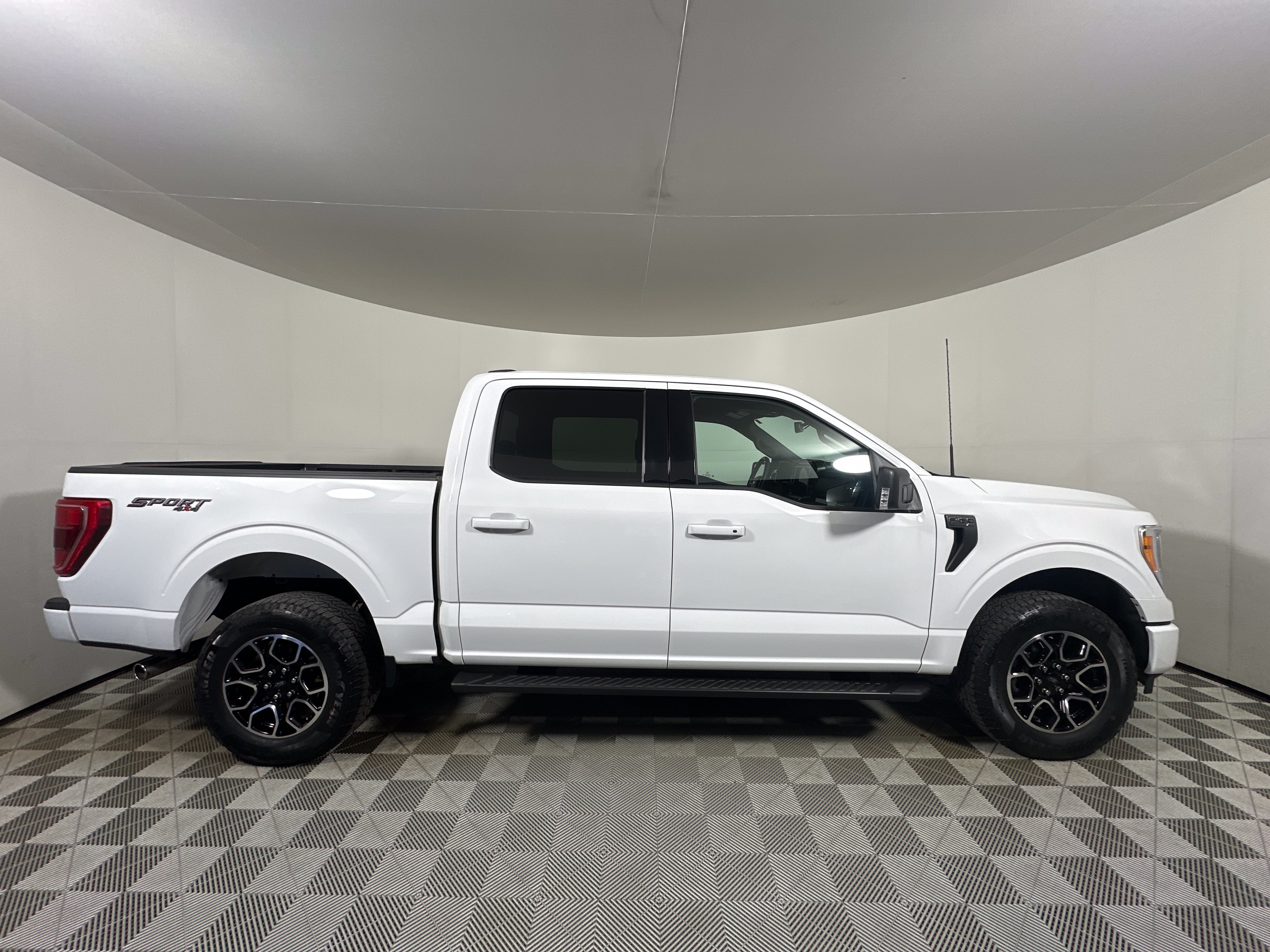 Certified 2023 Ford F150 4x4 SuperCrew image 8