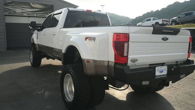 Certified 2021 Ford F350 King Ranch w/ King Ranch Ultimate Package AWD/4WD image 9