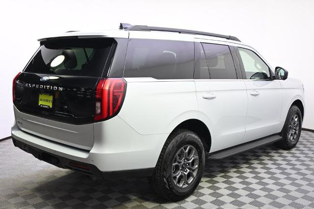 Certified 2025 Ford Expedition Active image 7