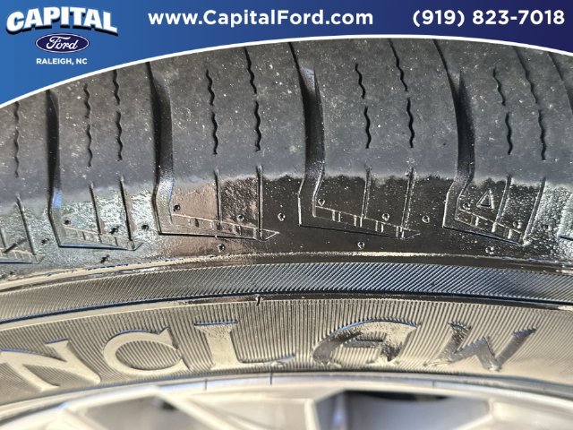 Used 2024 Toyota Sienna XLE FWD image 14