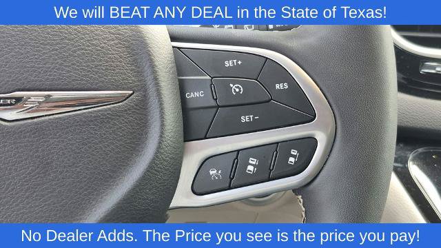 Used 2024 Chrysler Pacifica Touring-L FWD image 16