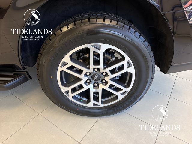Certified 2025 Ford Expedition Active RWD image 33