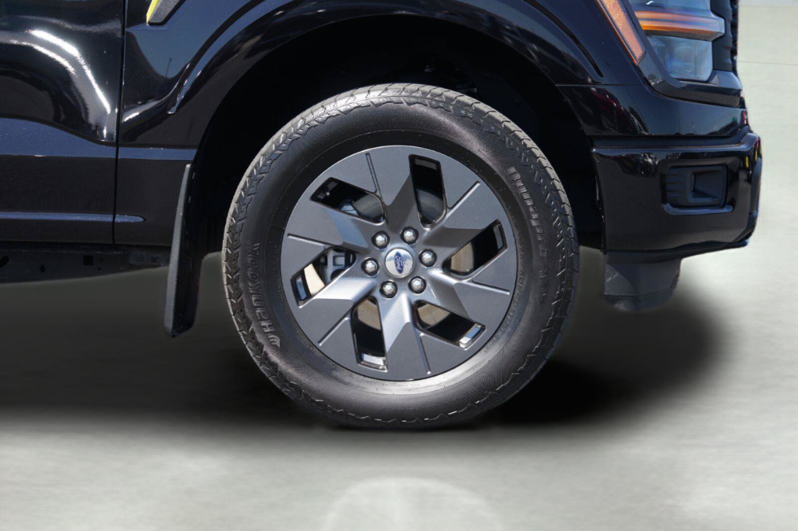 Certified 2025 Ford F150 STX w/ Equipment Group 200A AWD/4WD image 4