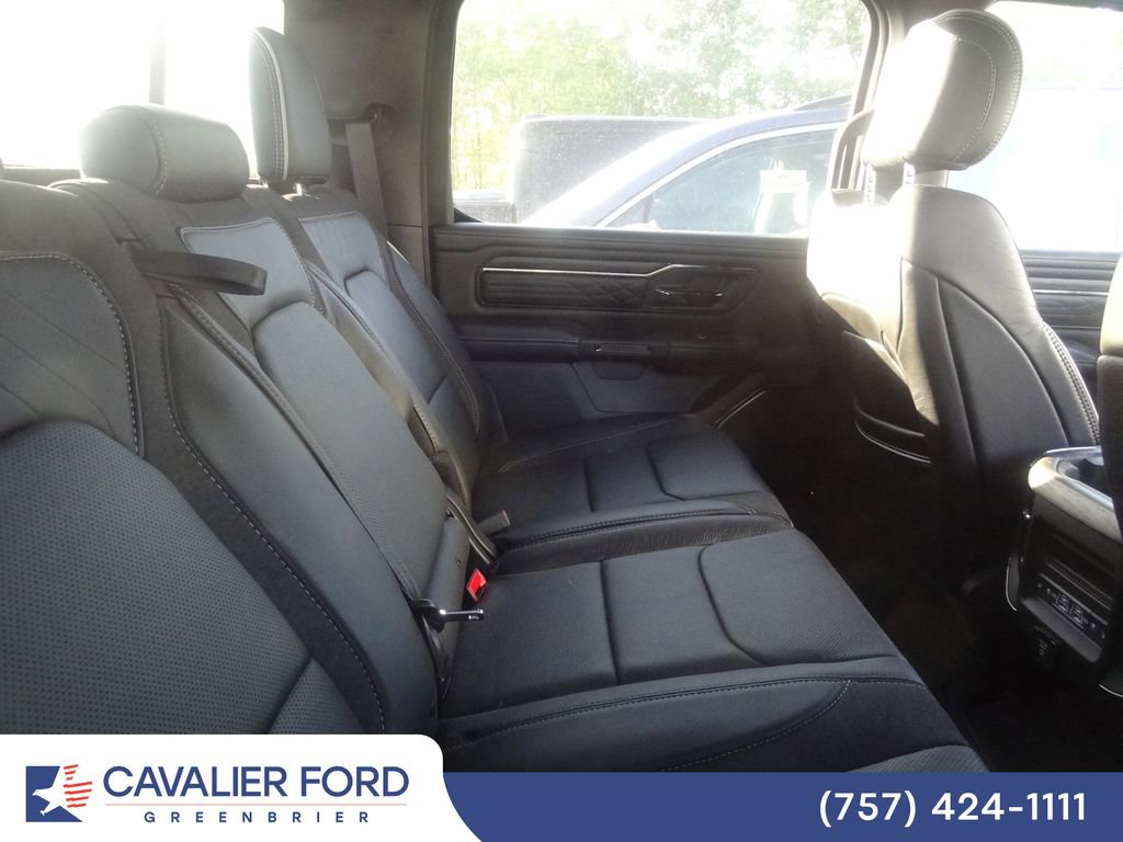 Used 2025 RAM 1500 Limited w/ Trailer Tow Group AWD/4WD image 11