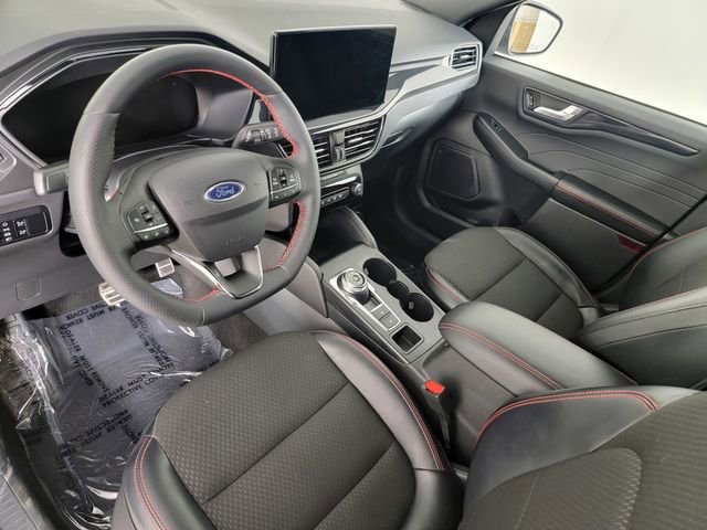 Certified 2024 Ford Escape ST-Line w/ Tech Pack #1 AWD/4WD image 12