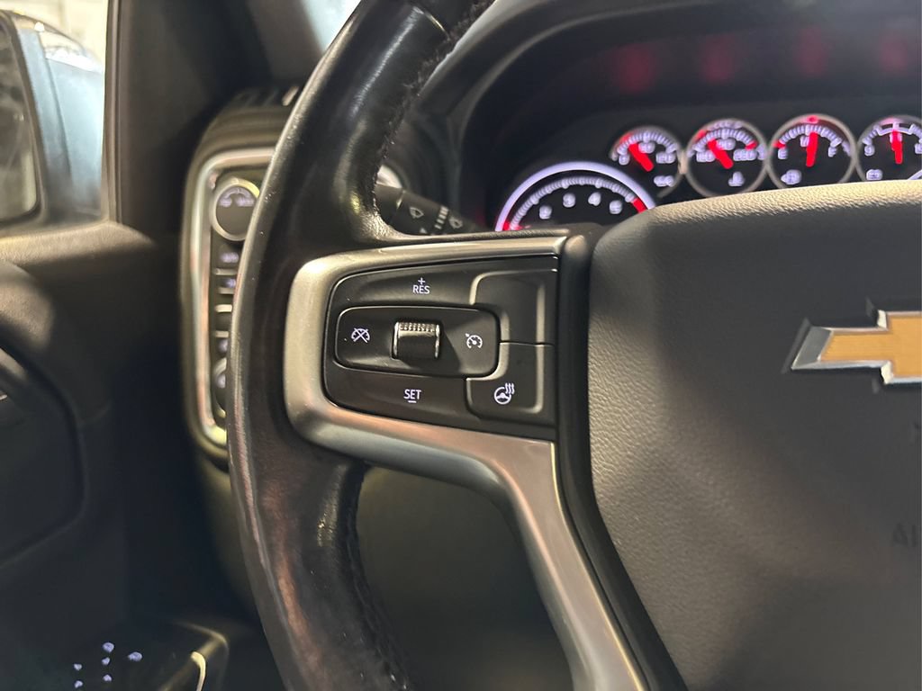 Used 2020 Chevrolet Silverado 1500 LT w/ All-Star Edition AWD/4WD image 36