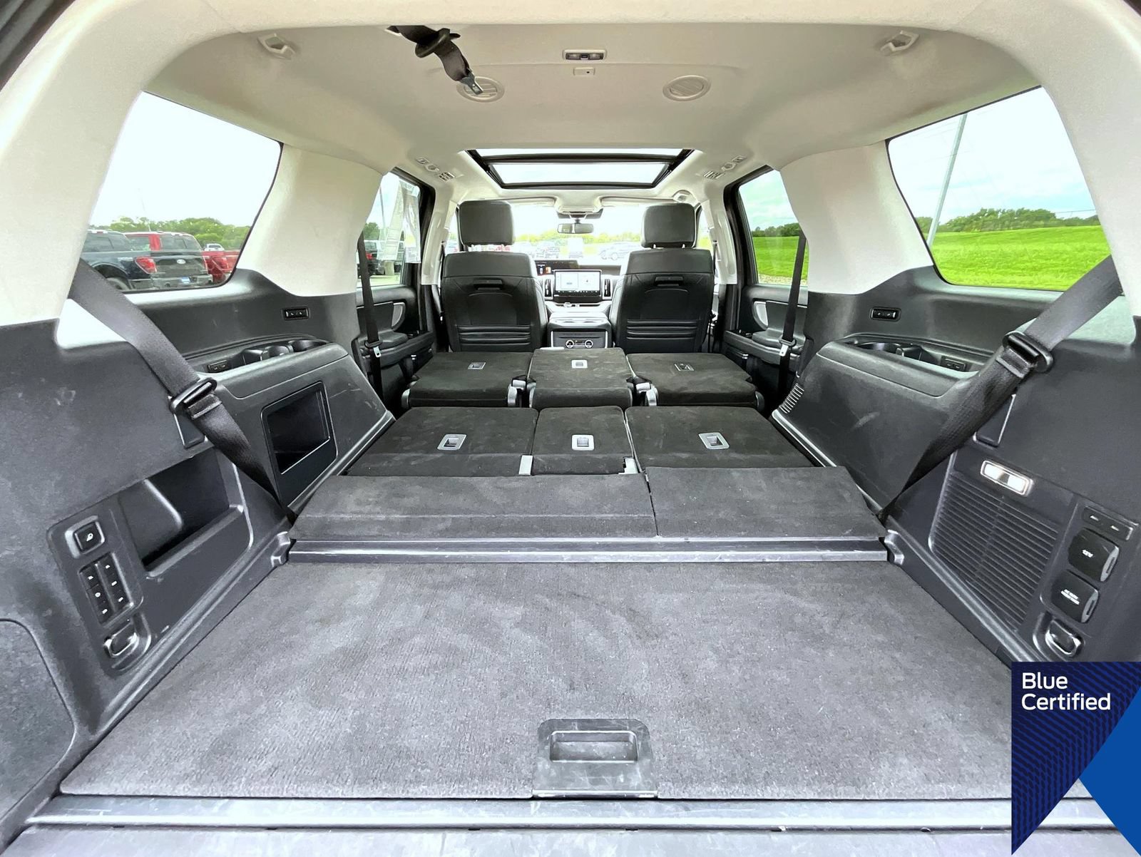 Certified 2025 Ford Expedition Active AWD/4WD image 26