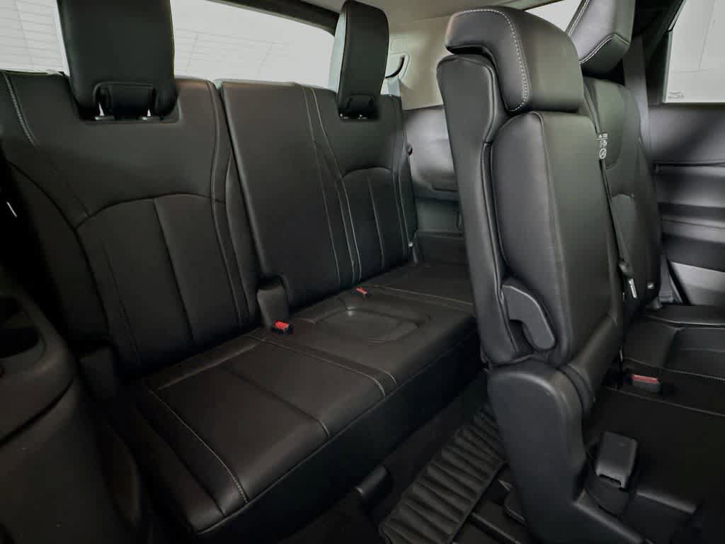 Used 2024 INFINITI QX60 Luxe AWD/4WD image 32
