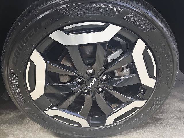 Used 2025 Kia Telluride S FWD image 33