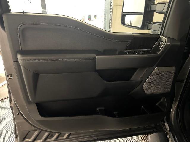 Certified 2024 Ford F250 Lariat w/ Sport Appearance Package image 17