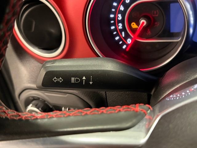 Used 2021 Jeep Gladiator Rubicon w/ LED Lighting Group AWD/4WD image 23