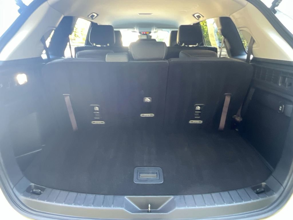 Used 2025 MAZDA CX-90 3.3 Turbo w/ Select Package image 23