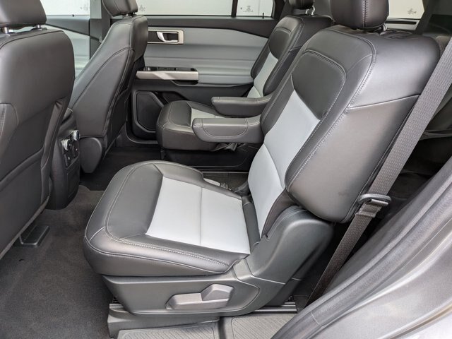 Certified 2023 Ford Explorer XLT w/ Equipment Group 202A RWD image 31