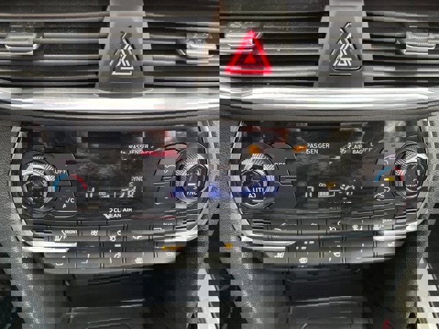 Used 2020 Hyundai Santa Fe Limited image 27