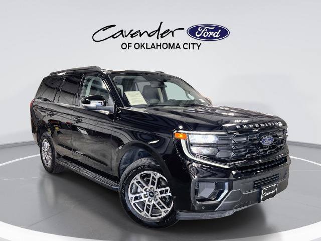 Certified 2025 Ford Expedition Active AWD/4WD image 1