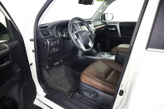 Used 2023 Toyota 4Runner Limited AWD/4WD image 34