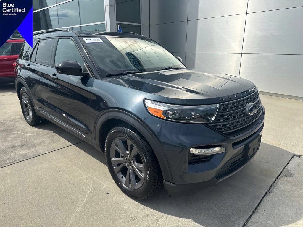 Certified 2023 Ford Explorer XLT w/ Equipment Group 202A RWD image 1