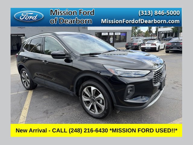 Certified 2025 Ford Escape Platinum