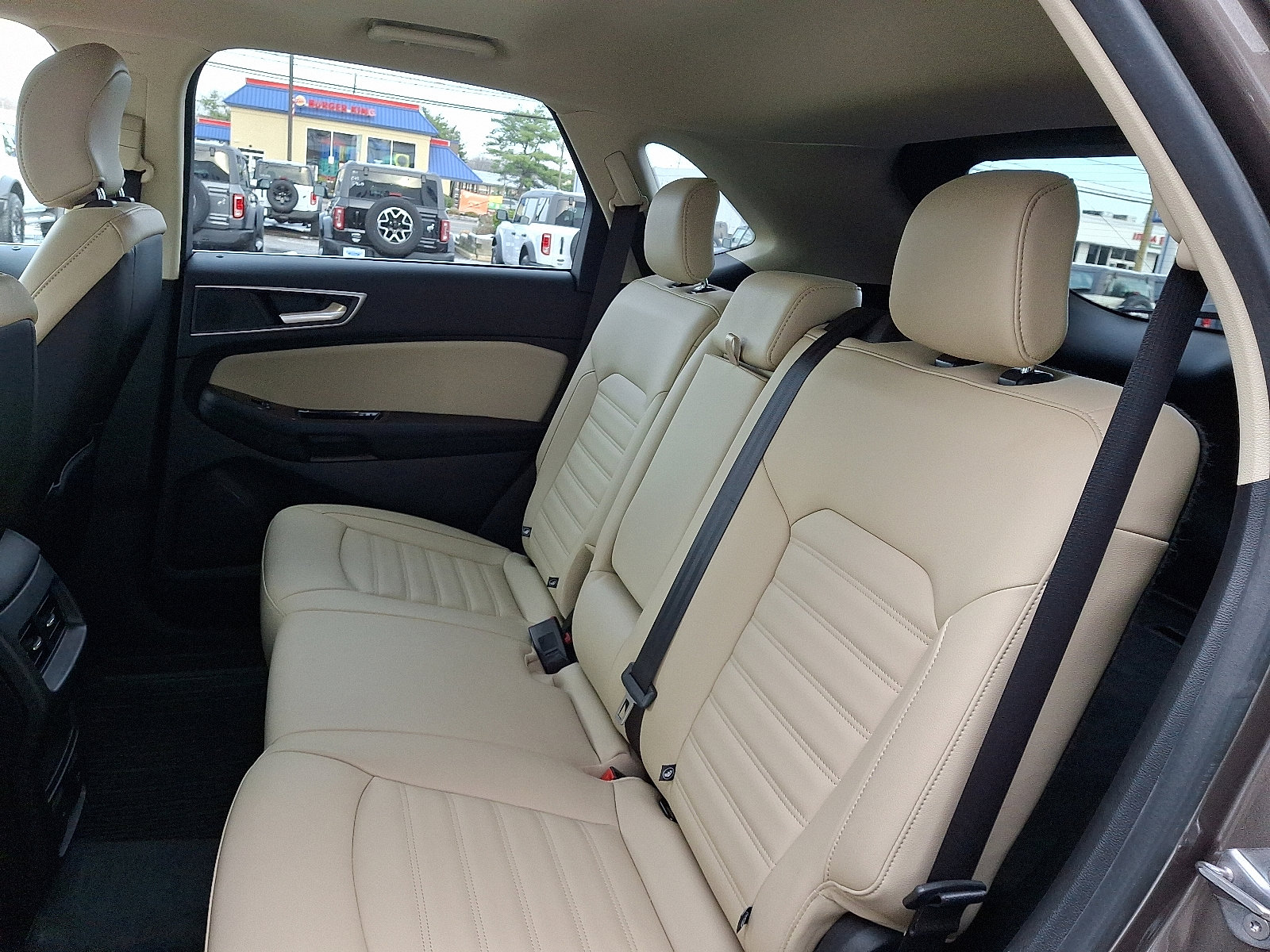 Certified 2019 Ford Edge SEL w/ Equipment Group 201A image 11