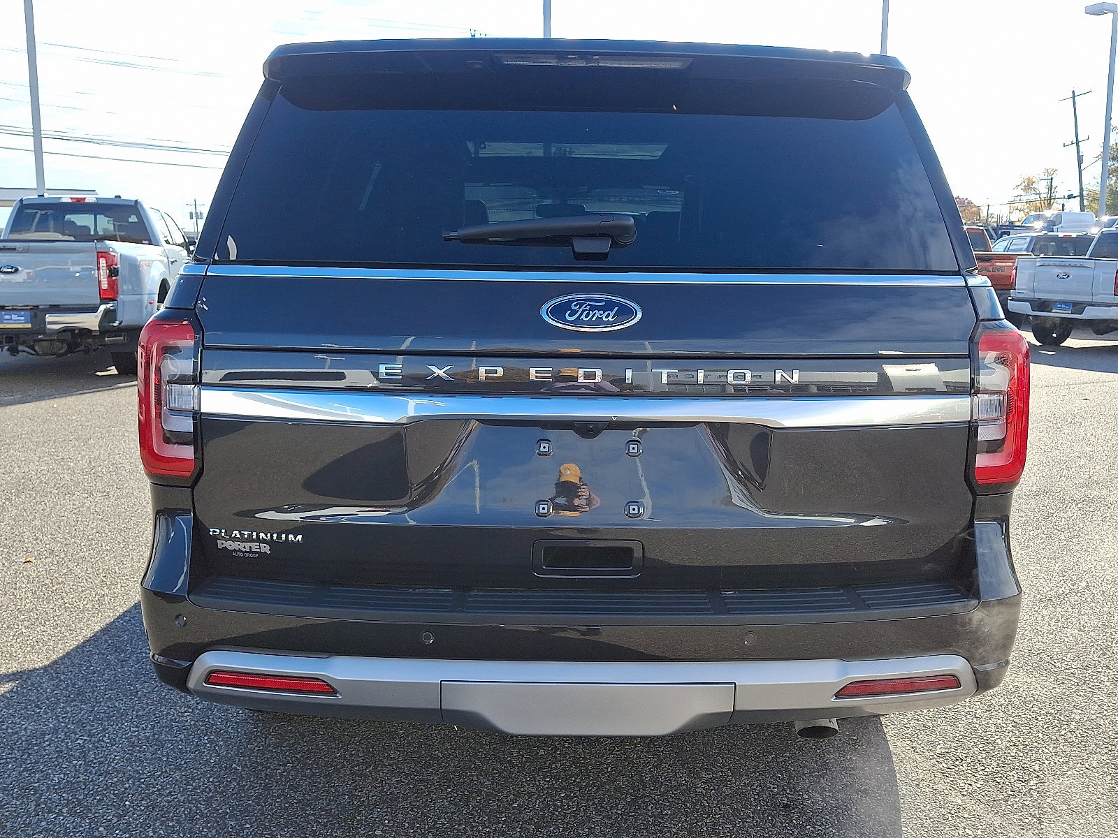 Certified 2024 Ford Expedition Platinum image 6