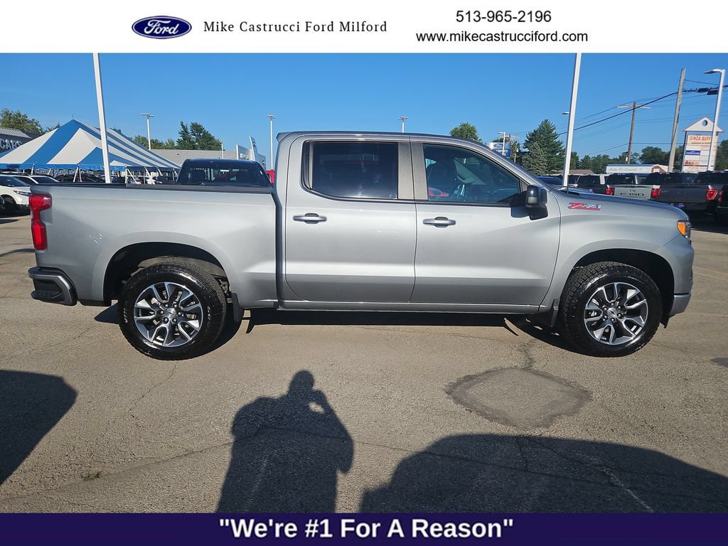Used 2025 Chevrolet Silverado 1500 RST w/ Z71 Off-Road Package AWD/4WD image 6