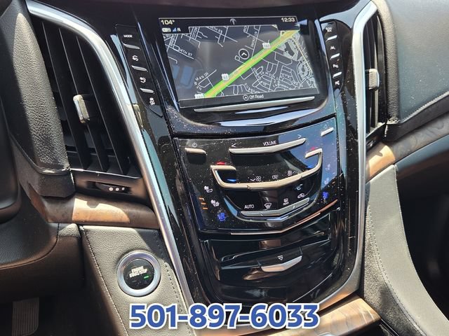 Used 2020 Cadillac Escalade Luxury AWD/4WD image 19