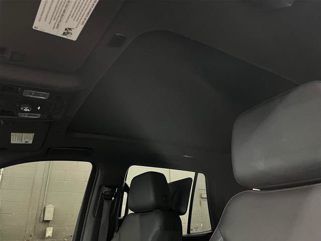 Used 2023 Chevrolet Tahoe Z71 AWD/4WD image 14