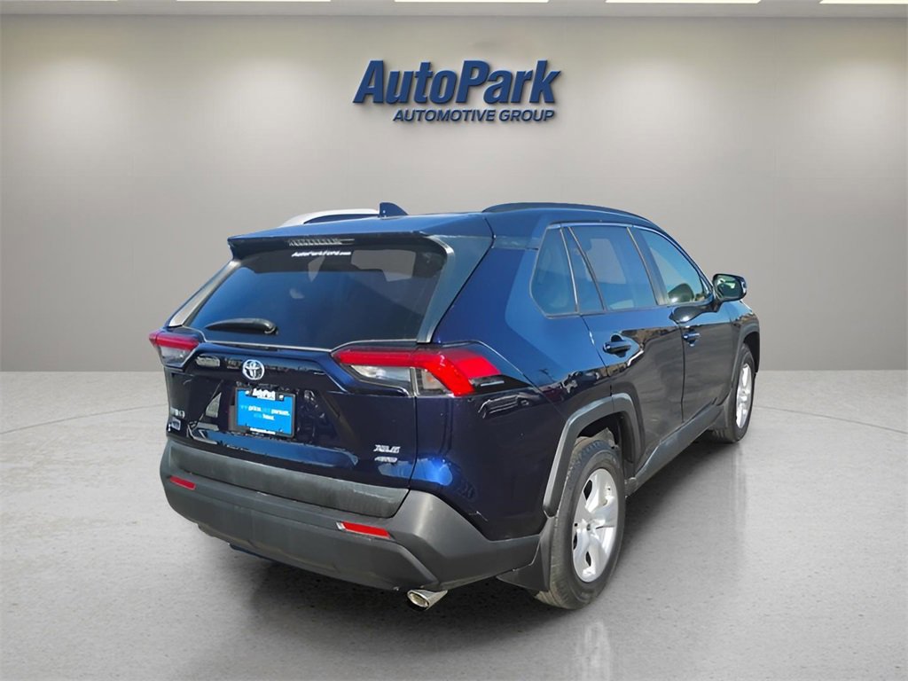 Used 2019 Toyota RAV4 XLE image 5