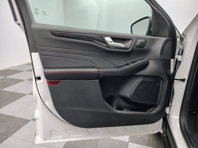 Certified 2024 Ford Escape ST-Line Select w/ Tech Pack #2 AWD/4WD image 21