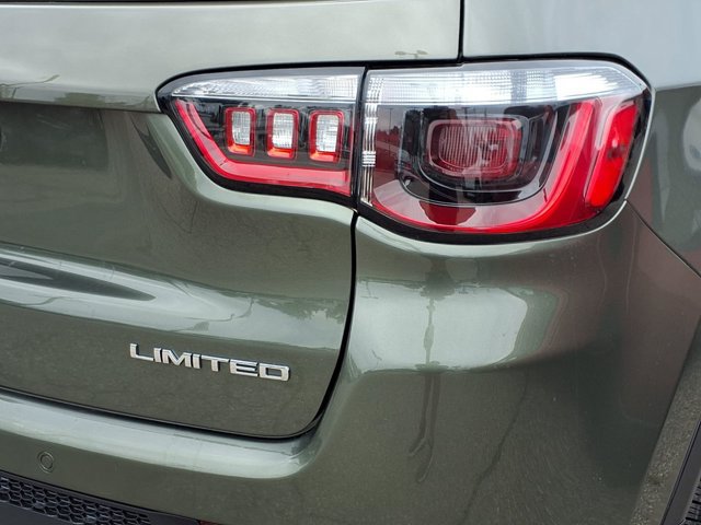 Used 2021 Jeep Compass Limited AWD/4WD image 20