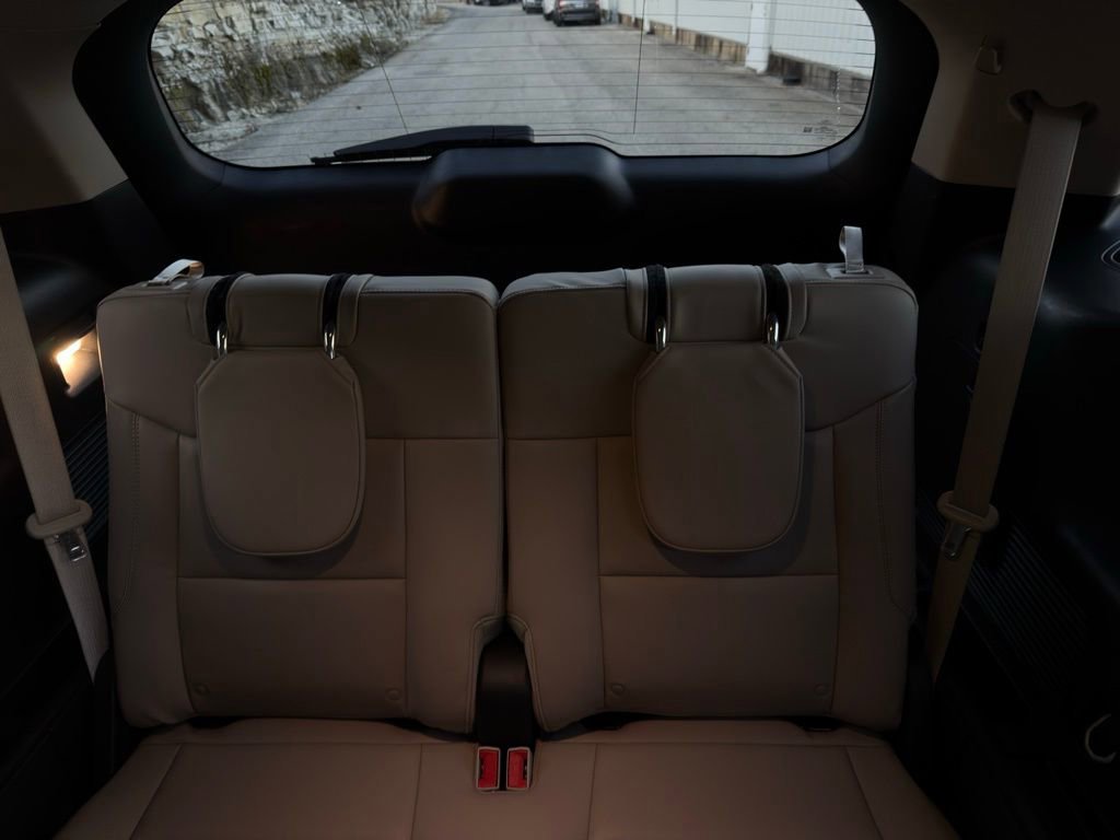 Certified 2023 Ford Explorer XLT w/ Equipment Group 202A image 11