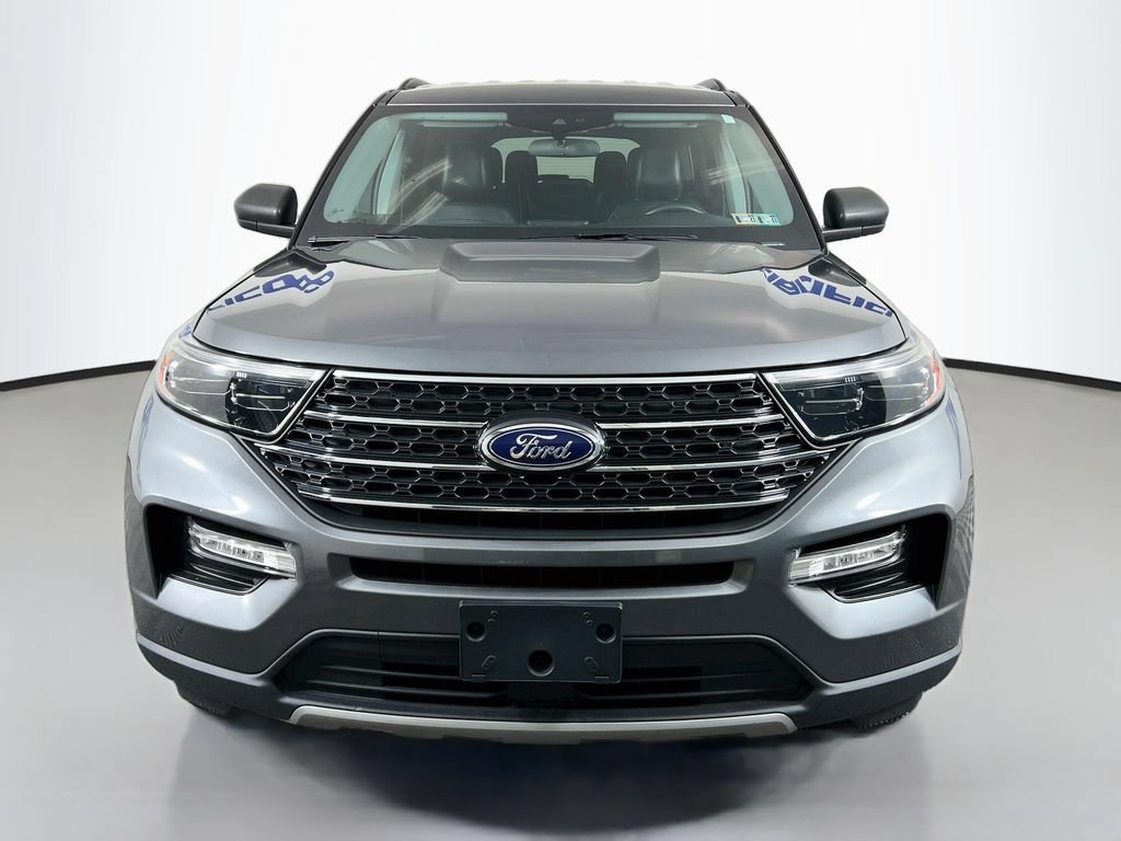 Certified 2023 Ford Explorer XLT w/ Equipment Group 202A AWD/4WD image 2