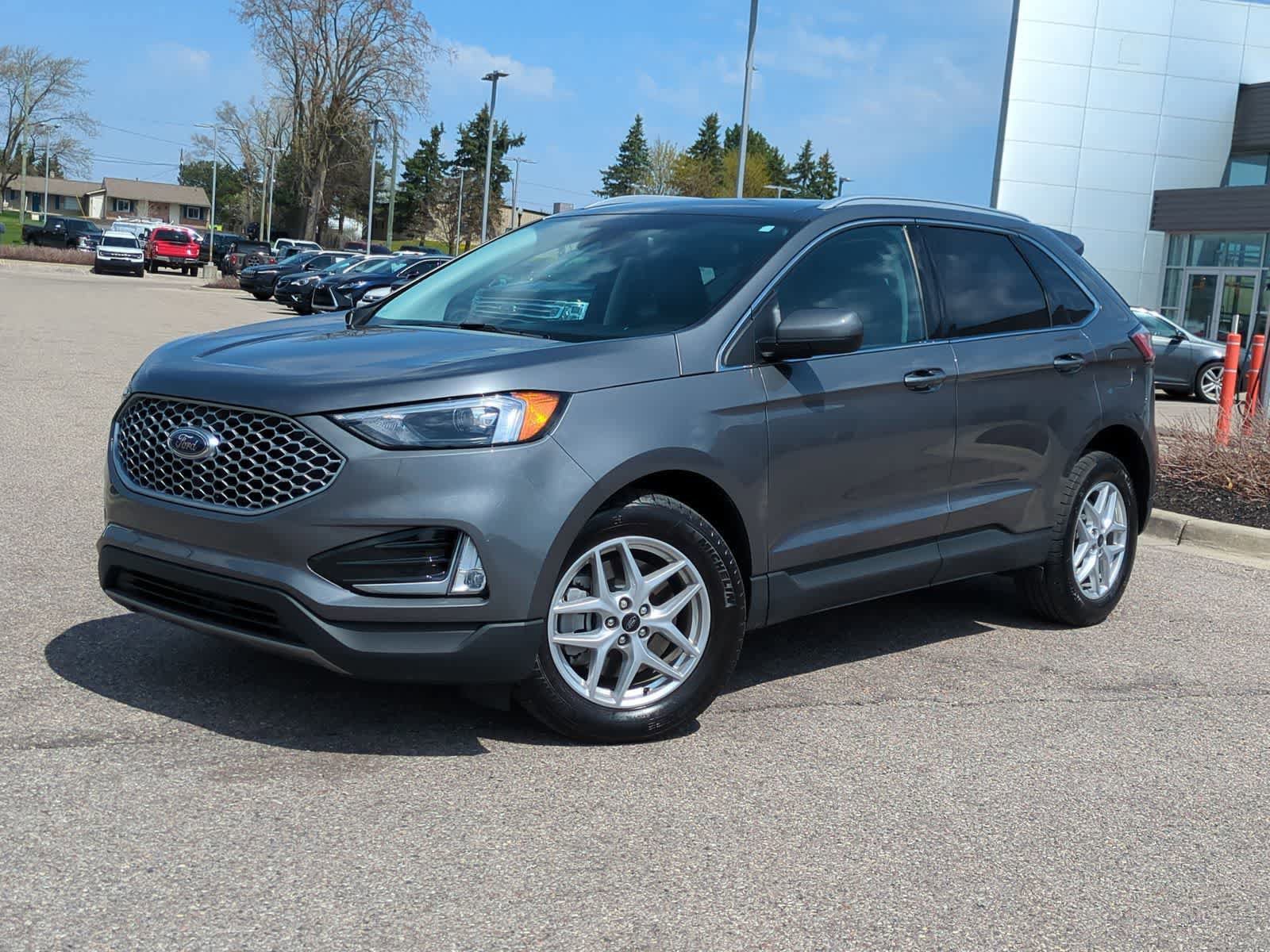 Certified 2024 Ford Edge SEL w/ Convenience Package