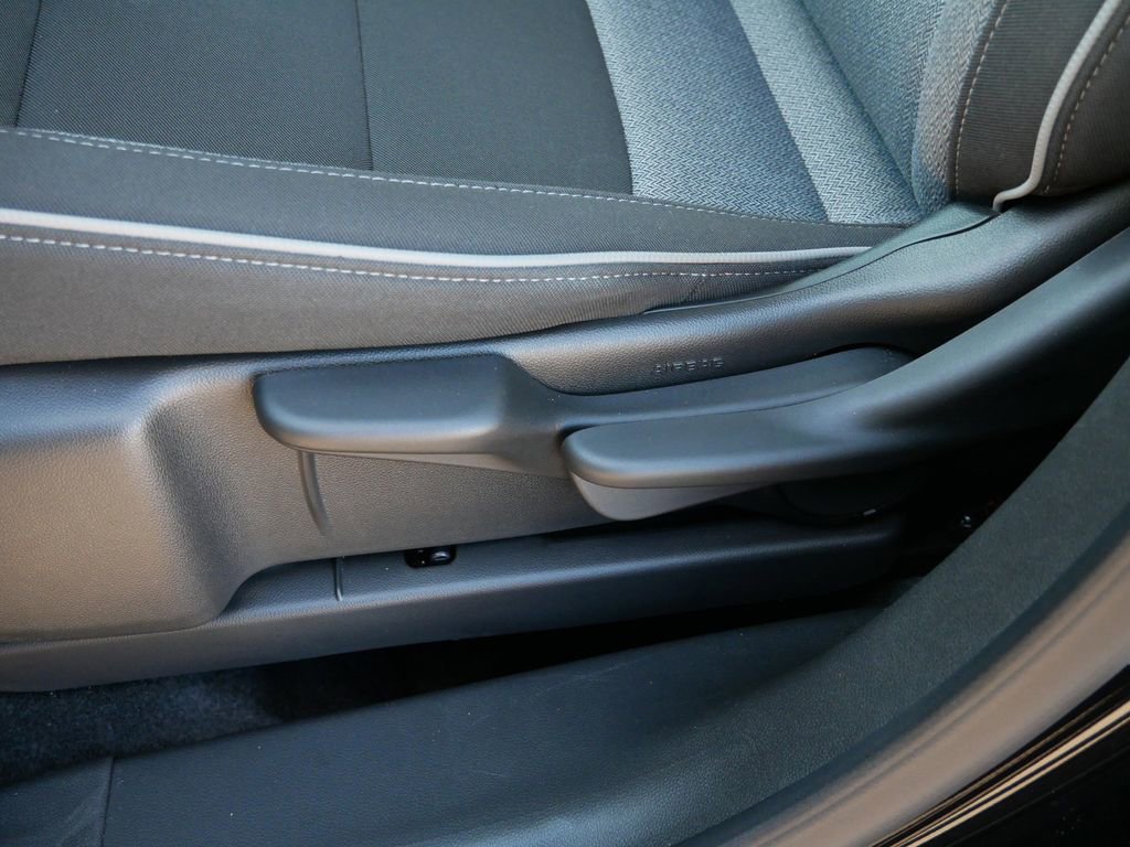 Used 2025 Chevrolet TrailBlazer LS w/ LS Convenience Package image 15