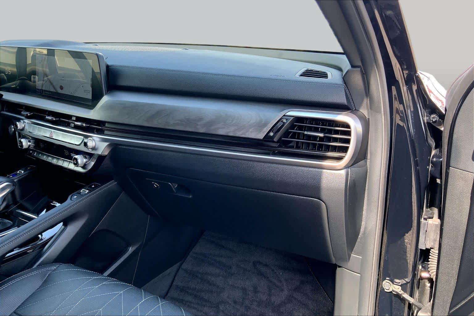 Used 2024 Kia Telluride EX X-Line AWD/4WD image 19