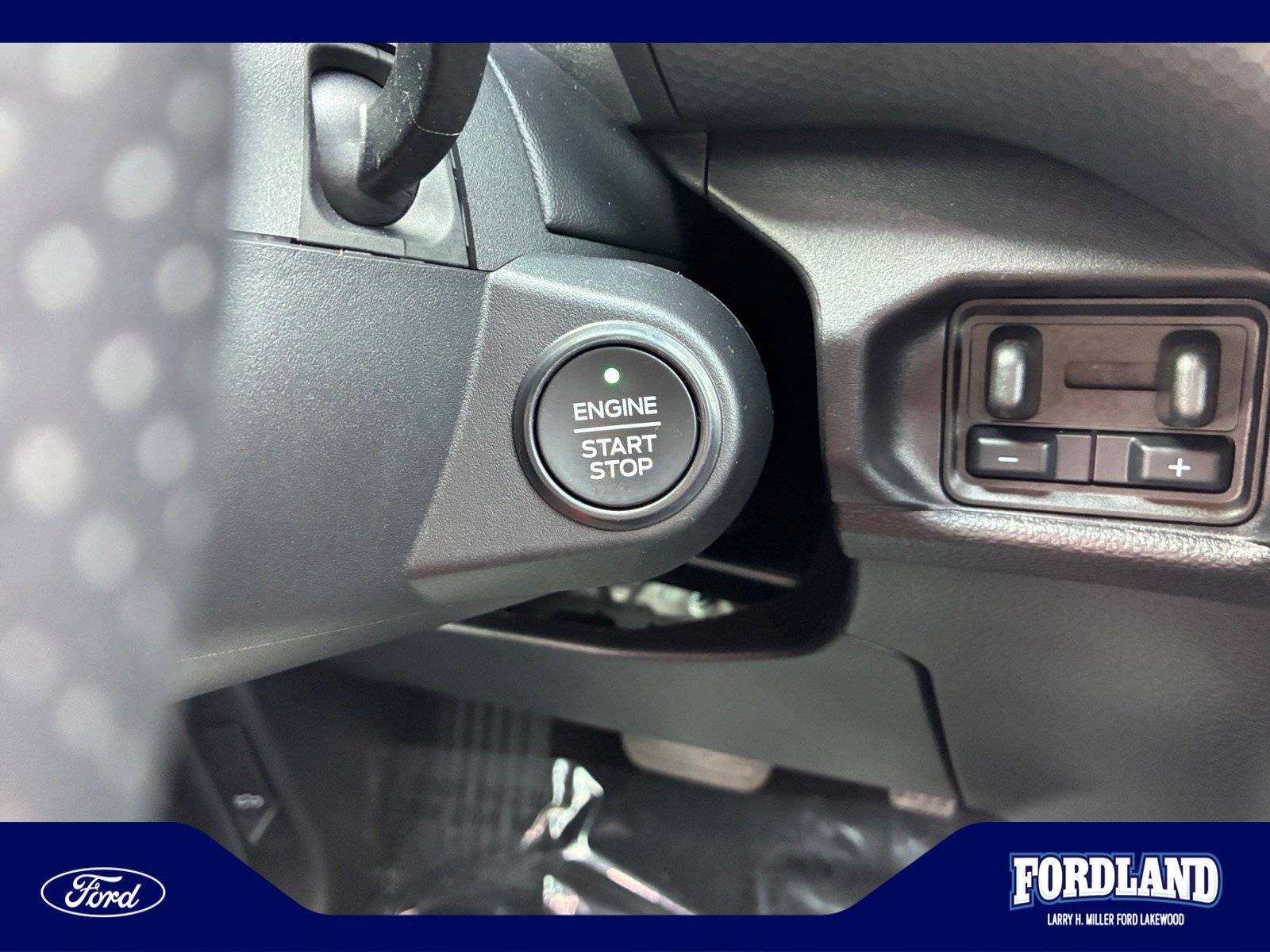 Certified 2025 Ford Ranger Raptor AWD/4WD image 29