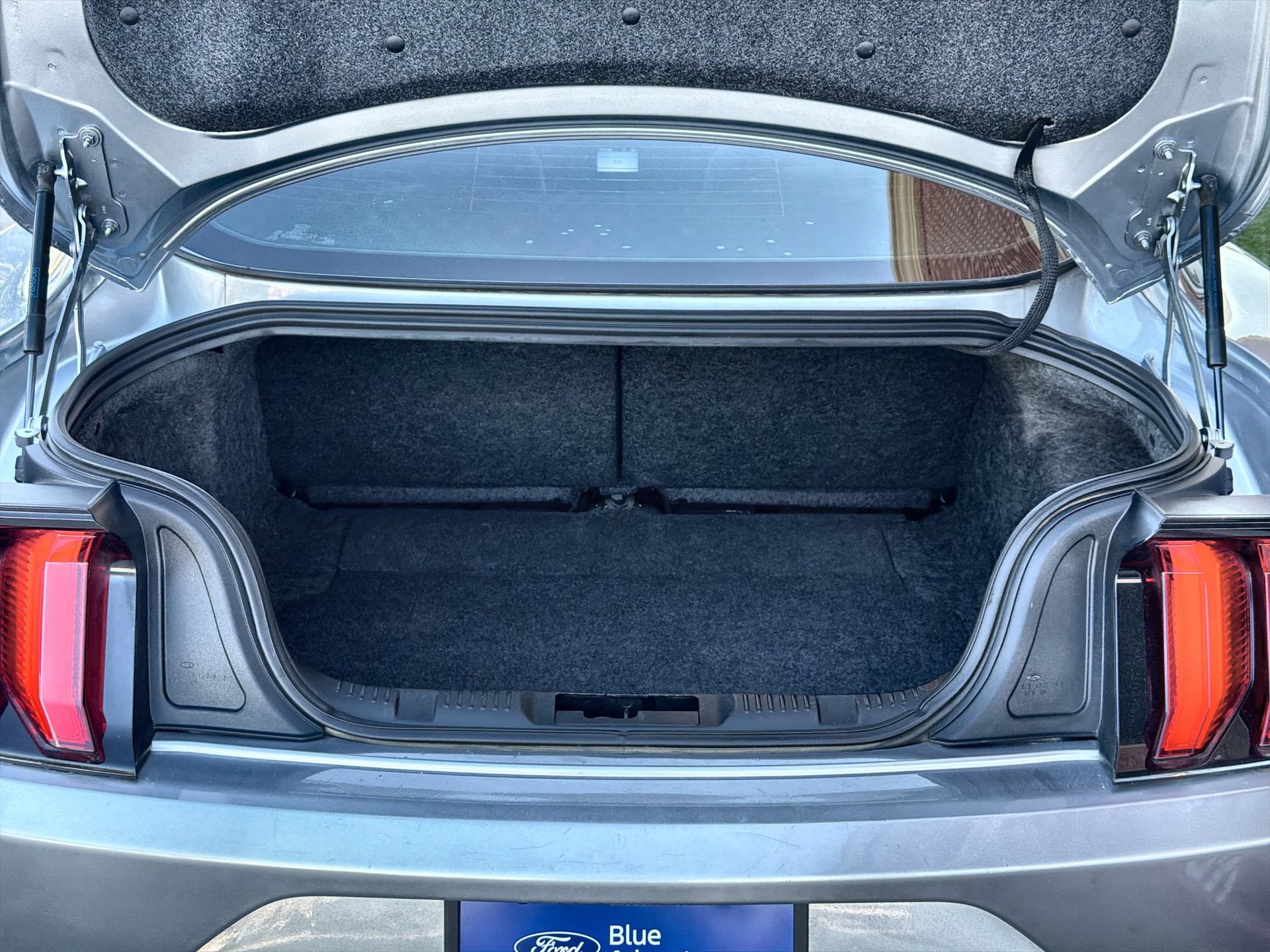 Certified 2021 Ford Mustang Coupe RWD image 22