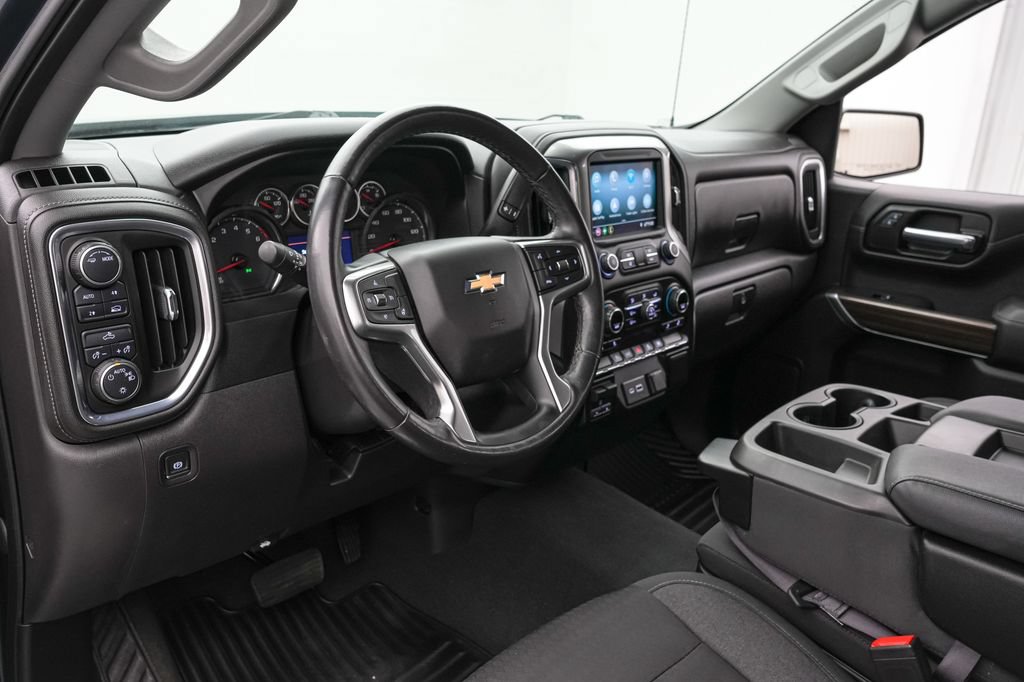 Used 2021 Chevrolet Silverado 1500 LT AWD/4WD image 13