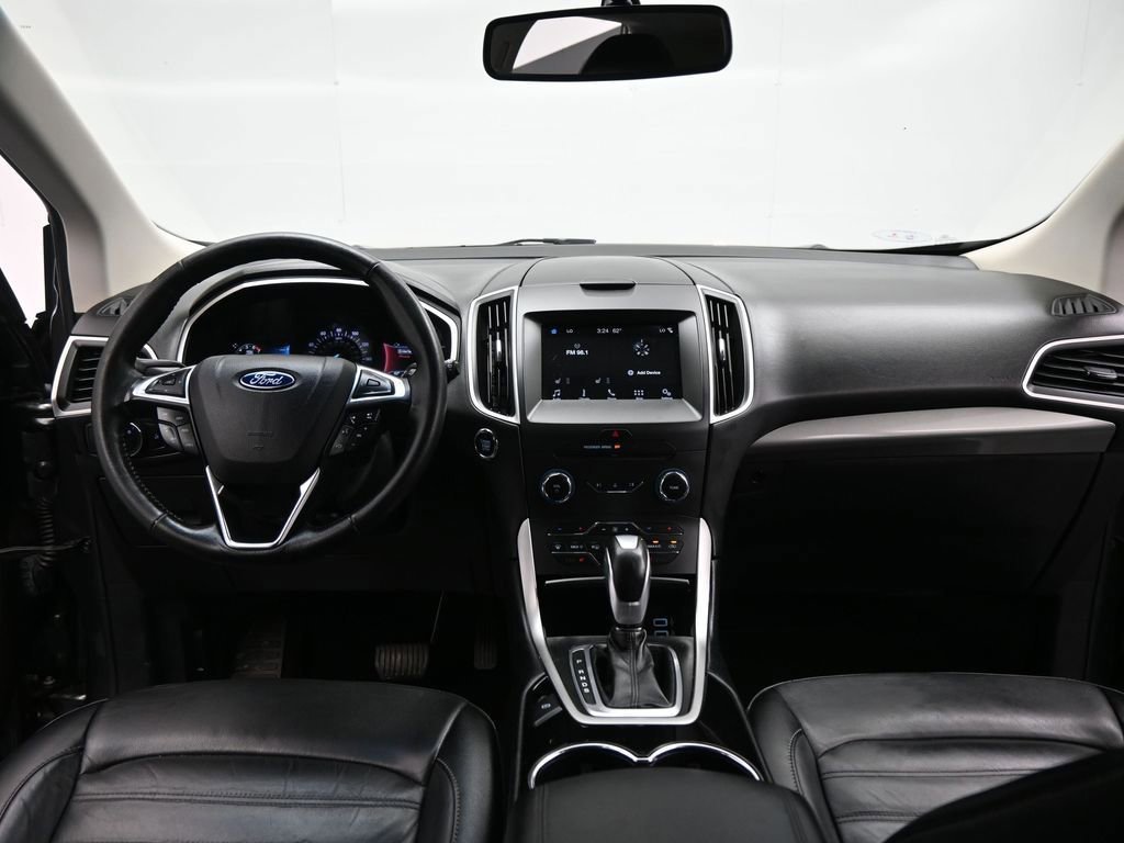 Certified 2017 Ford Edge SEL w/ Equipment Group 201A image 48