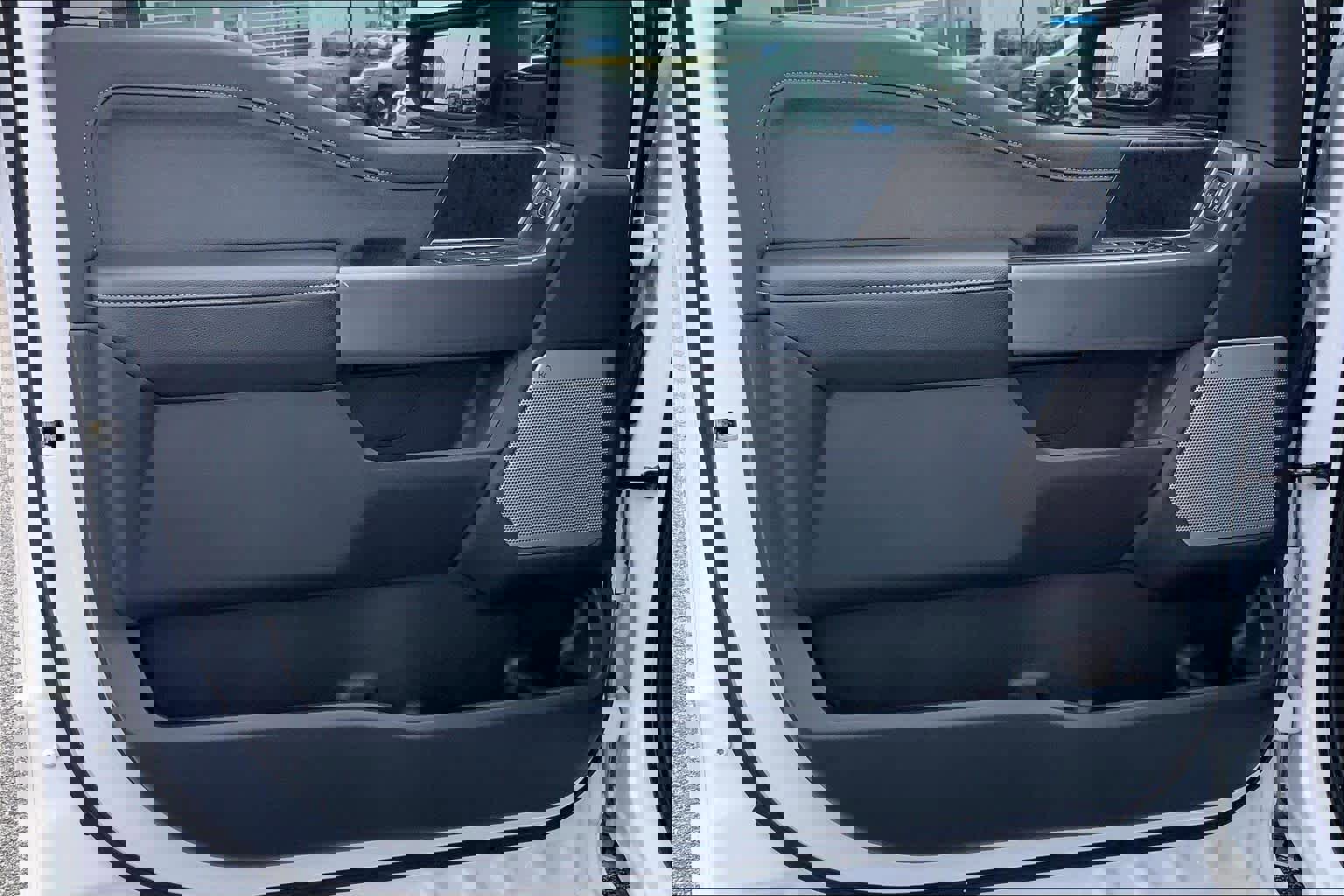 Certified 2023 Ford F250 Lariat w/ Chrome Package image 21