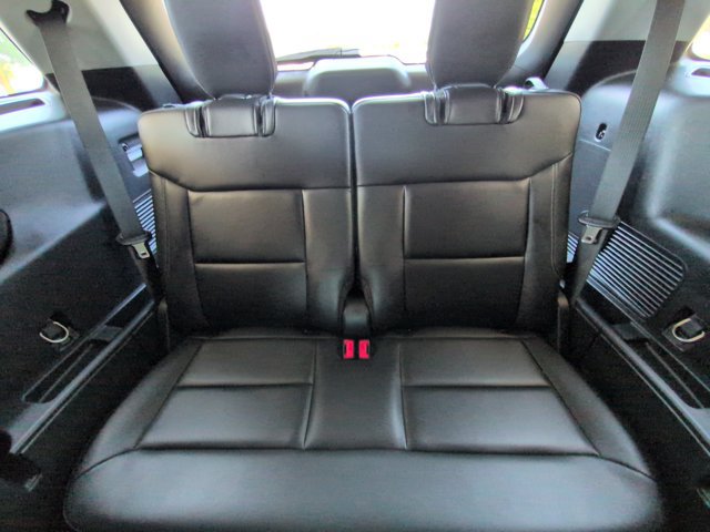 Certified 2022 Ford Explorer XLT w/ Equipment Group 202A AWD/4WD image 32