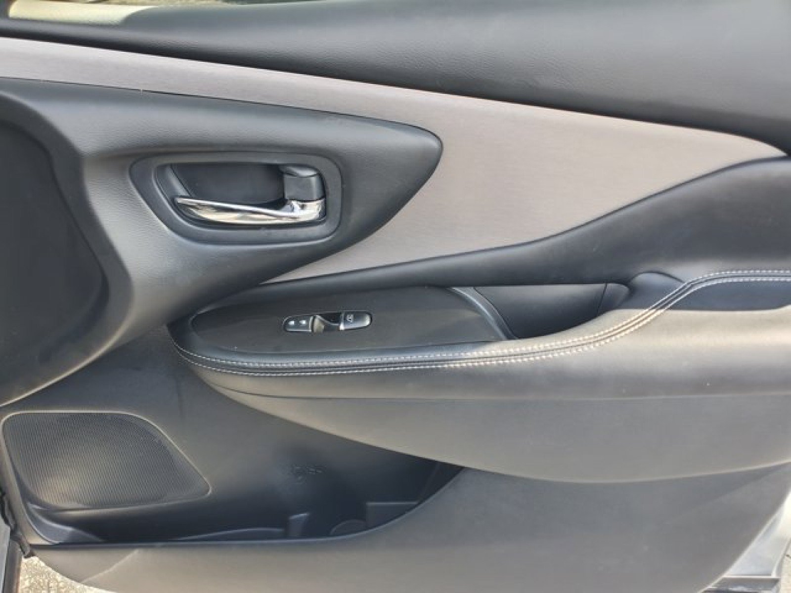 Used 2023 Nissan Murano SL w/ SL Moonroof Package FWD image 37