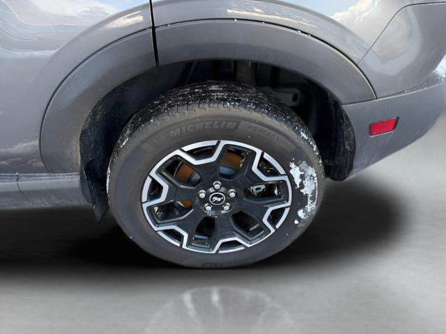 Certified 2025 Ford Bronco Sport Outer Banks w/ Outer Banks Tech Package+ AWD/4WD image 26