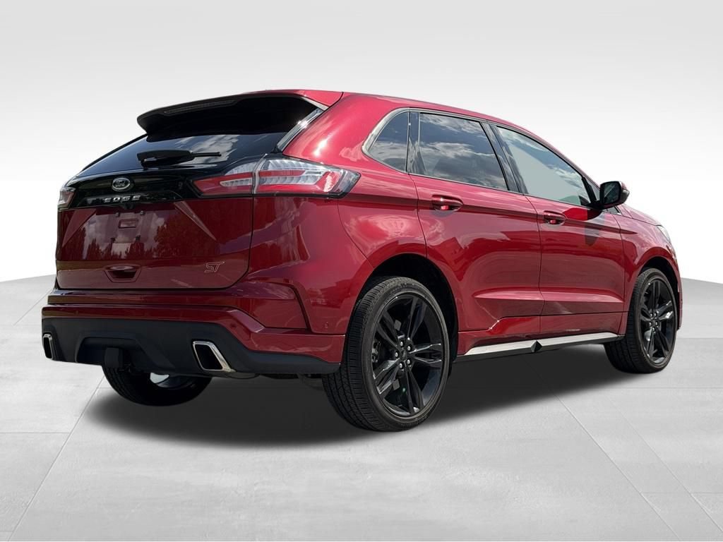Certified 2024 Ford Edge ST w/ Equipment Group 401A AWD/4WD image 8