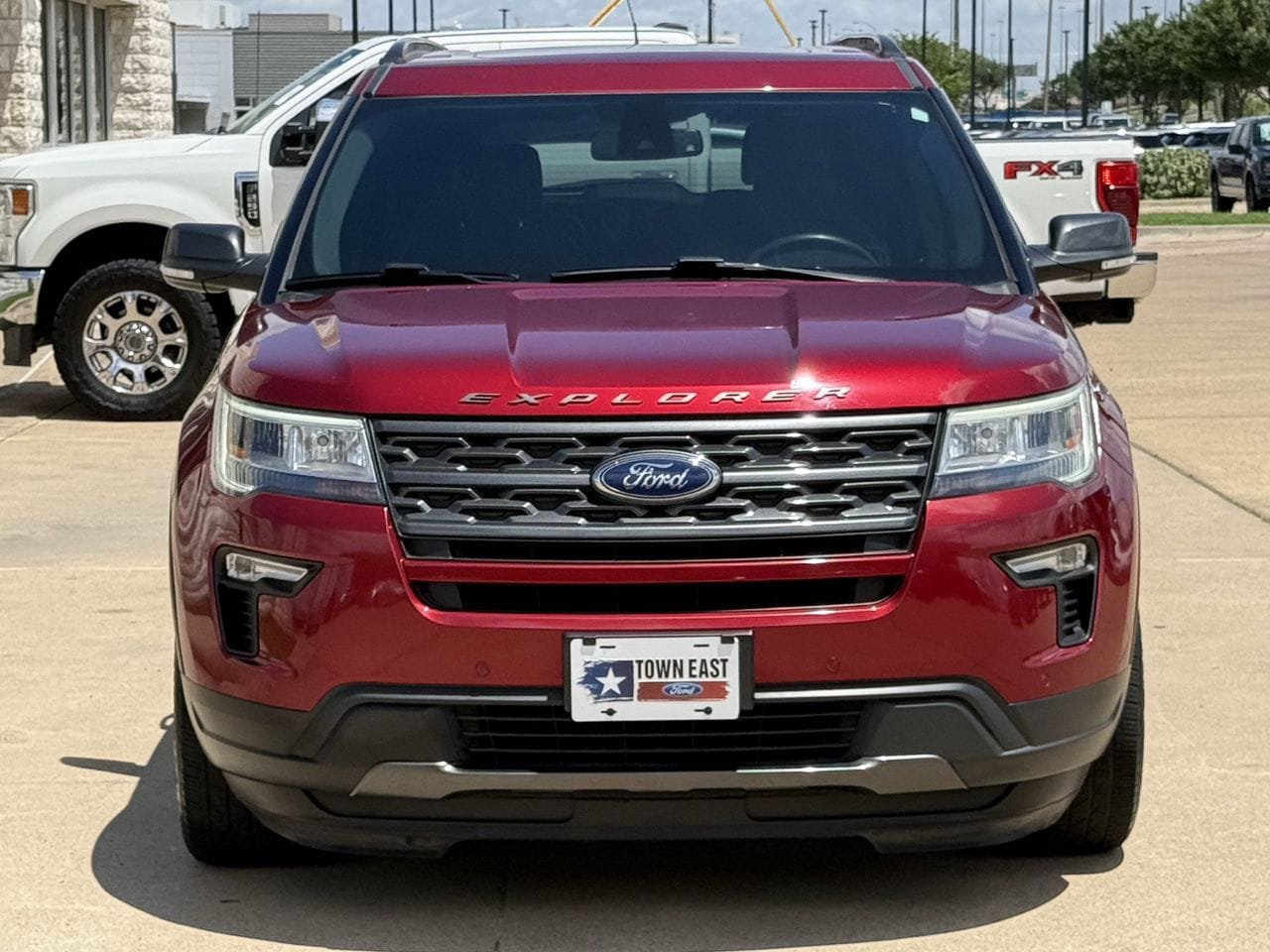 Certified 2019 Ford Explorer XLT w/ Equipment Group 202A FWD image 7