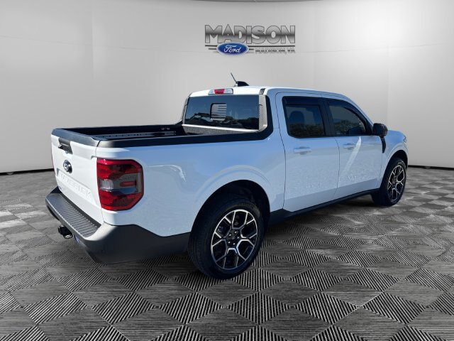 Certified 2026 Ford Maverick Lariat w/ 4K Tow Package AWD/4WD image 5