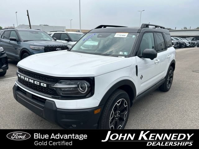Certified 2025 Ford Bronco Sport Outer Banks w/ Outer Banks Tech Package+ AWD/4WD image 1