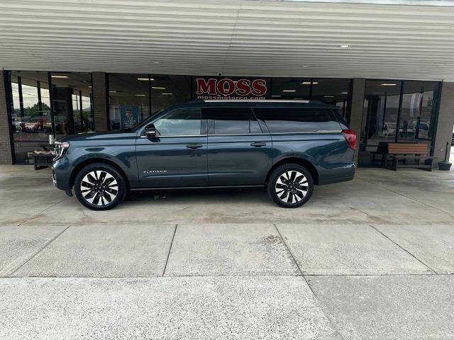 Certified 2025 Ford Expedition Max Platinum w/ Driver's Package AWD/4WD image 7