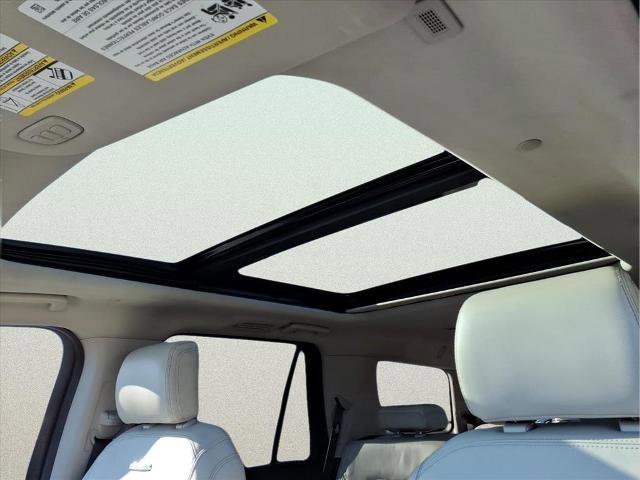 Certified 2018 Ford Expedition Platinum image 15