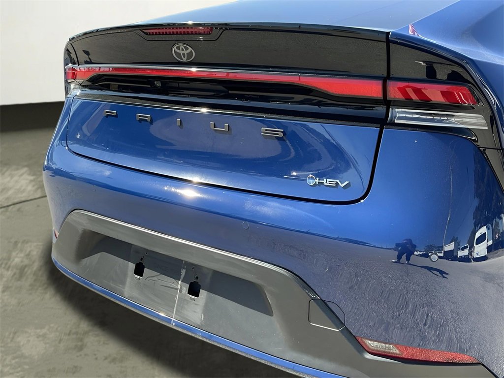 Used 2023 Toyota Prius LE image 23